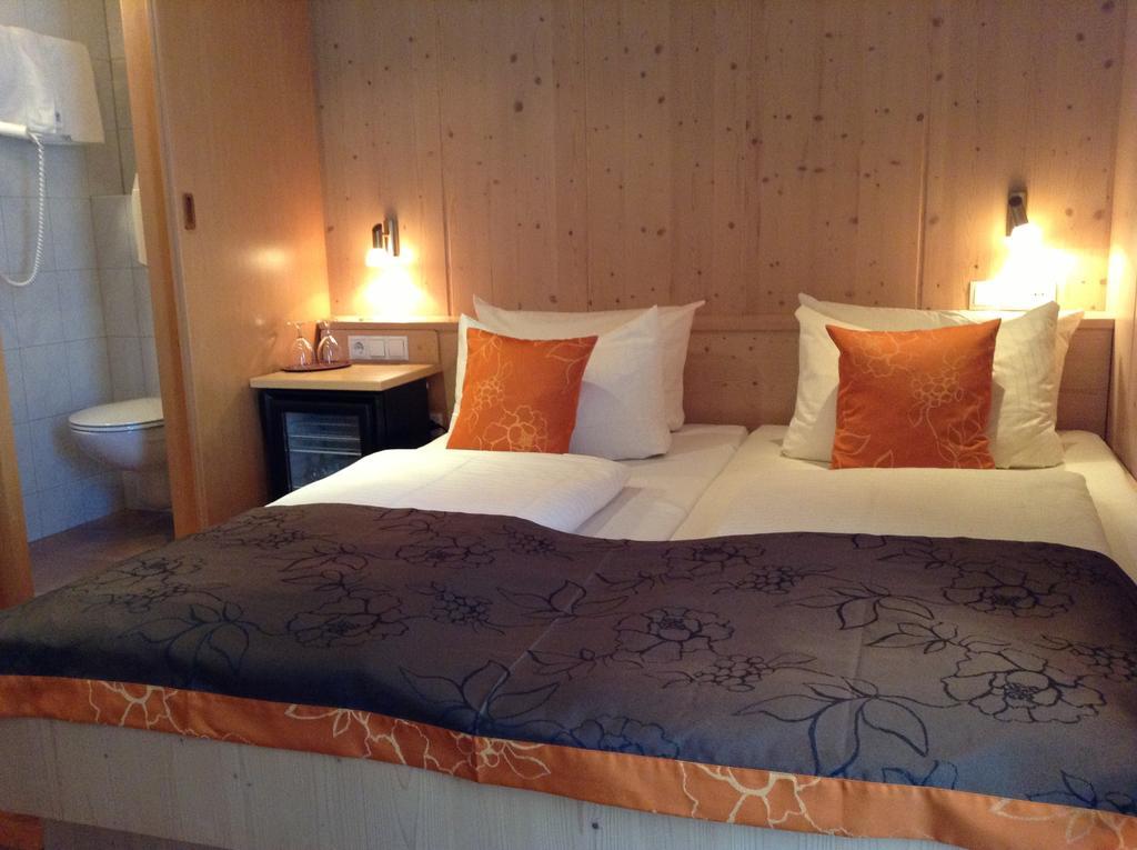 Living Max Hotel Zell am See Exterior foto